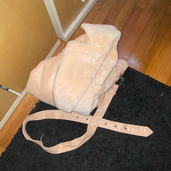 Baby pink fur winter coat with belt suede comfy - Picture 4 of 4